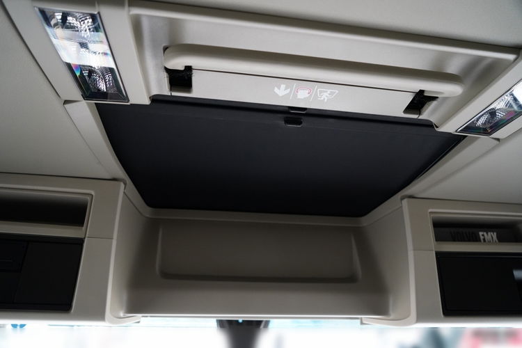 Volvo FMX 460 / 8x4 / GRUSZKA 9m3 / BETONOMIESZARKA / SCHWING STETTER / 9 M3 / I-SHIFT/ ALUFELGI / EURO 6 zdjęcie 40