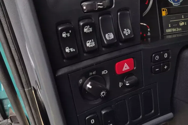 Scania R410 zdjęcie 25