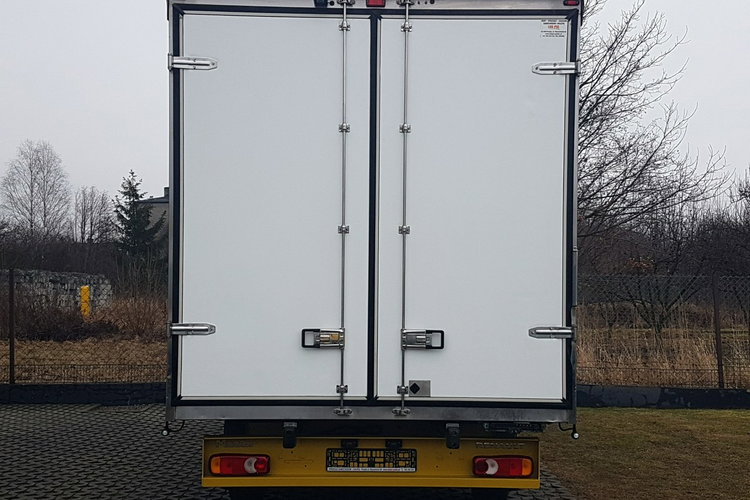 Renault Master KONTENER 8EP 4.23x2.24x2.24 KLIMA 6-BIEGÓW MANUAL KRAJOWY 2.3 DCI zdjęcie 16