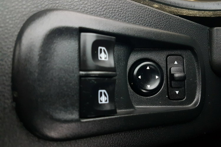 Renault Master KONTENER 8EP 4.23x2.24x2.24 KLIMA 6-BIEGÓW MANUAL KRAJOWY 2.3 DCI zdjęcie 9