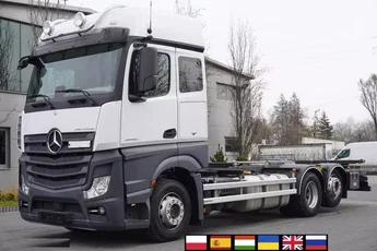 Mercedes Actros 2540 6x2 / 10 tys. km / Kabina 5 siedzeń / BDF