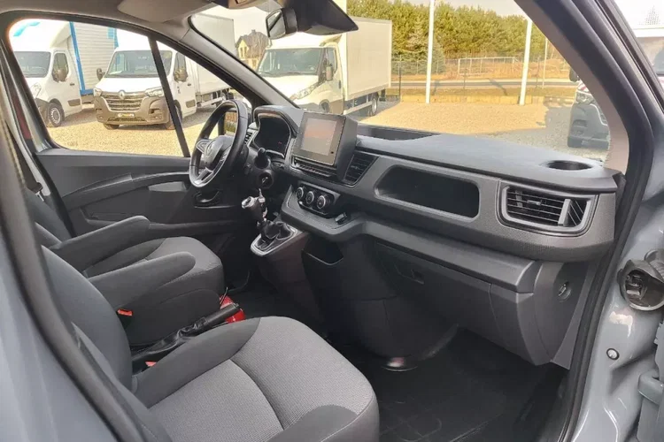 Renault Trafic zdjęcie 19
