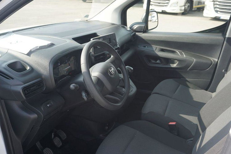 TOYOTA PROACE CITY zdjęcie 6