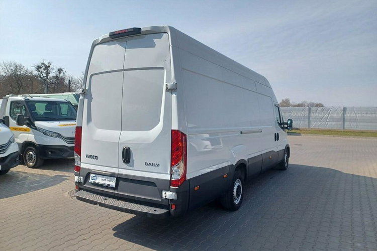IVECO DAILY 35 S18 zdjęcie 4