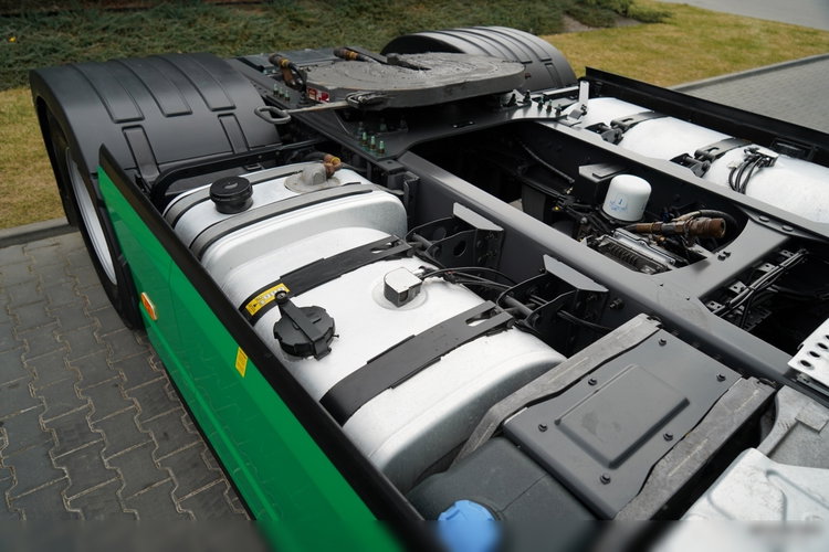 Volvo FH 500 / I-SAVE / HYDRAULIKA / RETARDER / KLIMATYZACJA POSTOJOWA / 399 TYS KM / I- SHFIT / TV / NOWY MODEL zdjęcie 16