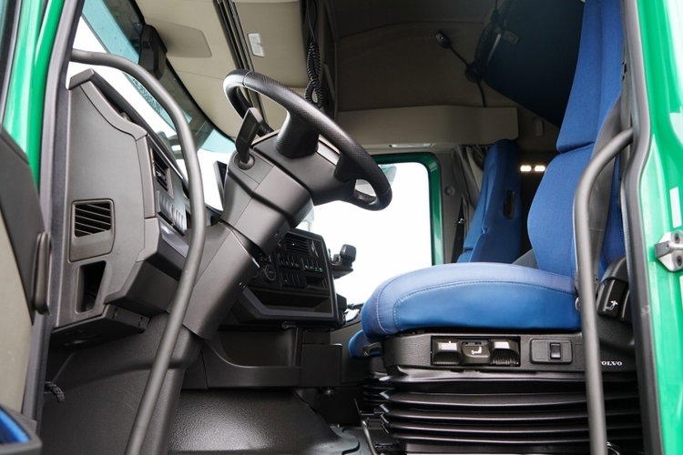 Volvo FH 500 / I-SAVE / HYDRAULIKA / RETARDER / KLIMATYZACJA POSTOJOWA / 399 TYS KM / I- SHFIT / TV / NOWY MODEL zdjęcie 23