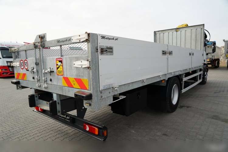 Iveco 180E25 / 4X2 / SKRZYNIOWY 7, 5m + HDS HYVA HB150X MAX UDŹWIG 5 200KG / STEROWNIE RADIOWE  / ROTATOR / AUTOMAT  zdjęcie 20