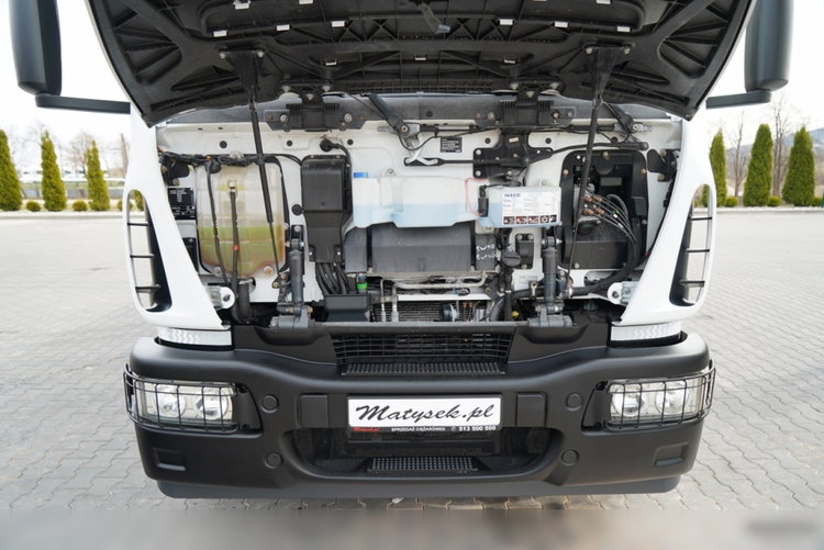Iveco 180E25 / 4X2 / SKRZYNIOWY 7, 5m + HDS HYVA HB150X MAX UDŹWIG 5 200KG / STEROWNIE RADIOWE  / ROTATOR / AUTOMAT  zdjęcie 40