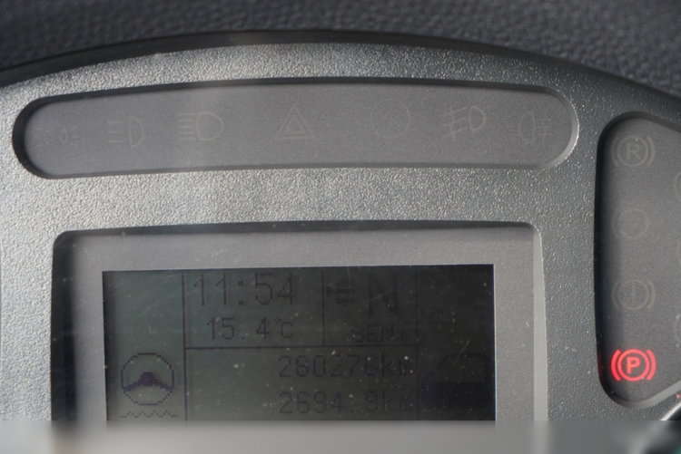 Iveco 180E25 / 4X2 / SKRZYNIOWY 7, 5m + HDS HYVA HB150X MAX UDŹWIG 5 200KG / STEROWNIE RADIOWE  / ROTATOR / AUTOMAT  zdjęcie 42