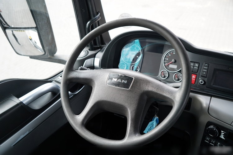 MAN TGS 26.400 / 6X4 / 2 STRONNA WYWROTKA / HYDROBURTA / AUTOMAT / EURO 6 zdjęcie 40