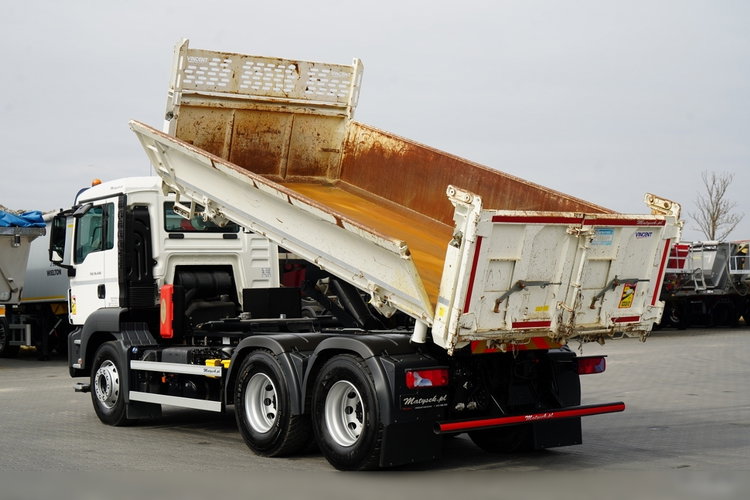 MAN TGS 26.400 / 6X4 / 2 STRONNA WYWROTKA / HYDROBURTA / AUTOMAT / EURO 6 zdjęcie 4