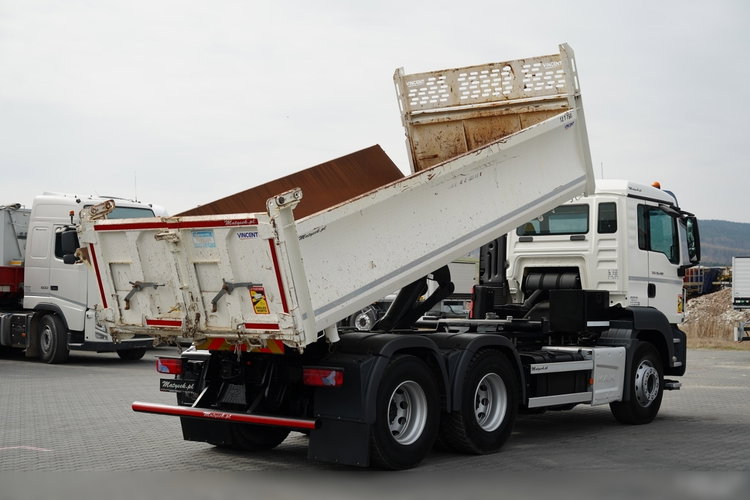 MAN TGS 26.400 / 6X4 / 2 STRONNA WYWROTKA / HYDROBURTA / AUTOMAT / EURO 6 zdjęcie 5