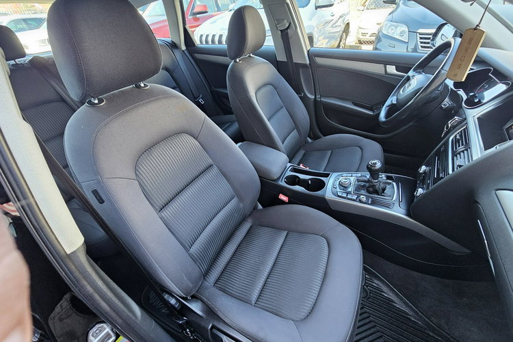 Audi A4 zdjęcie 10