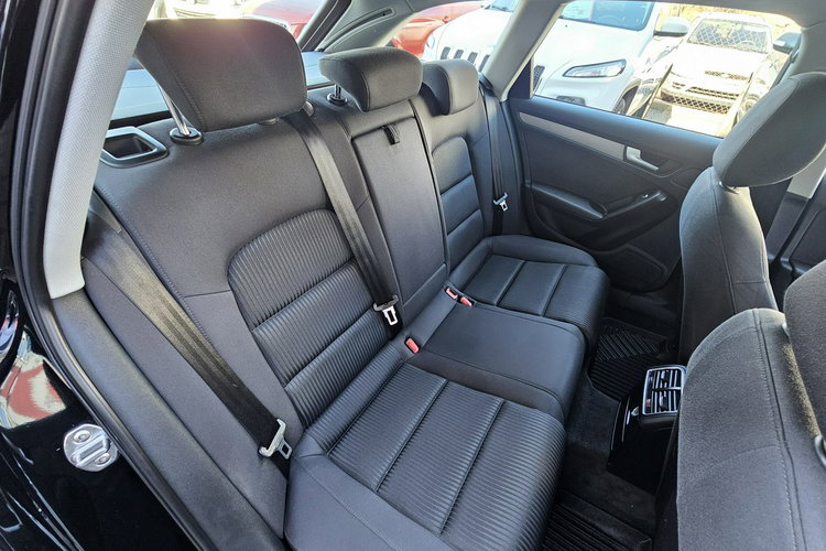 Audi A4 zdjęcie 13
