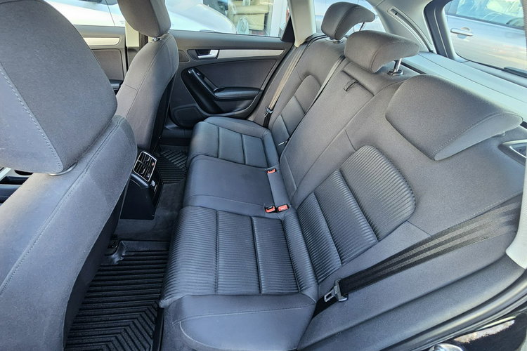 Audi A4 zdjęcie 26