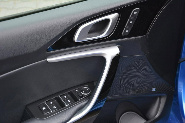 Kia Cee'd Buisnee Line Plus Skóry JBL Radar ACC Wentylacja Ledy Kamera Panorama zdjęcie 41