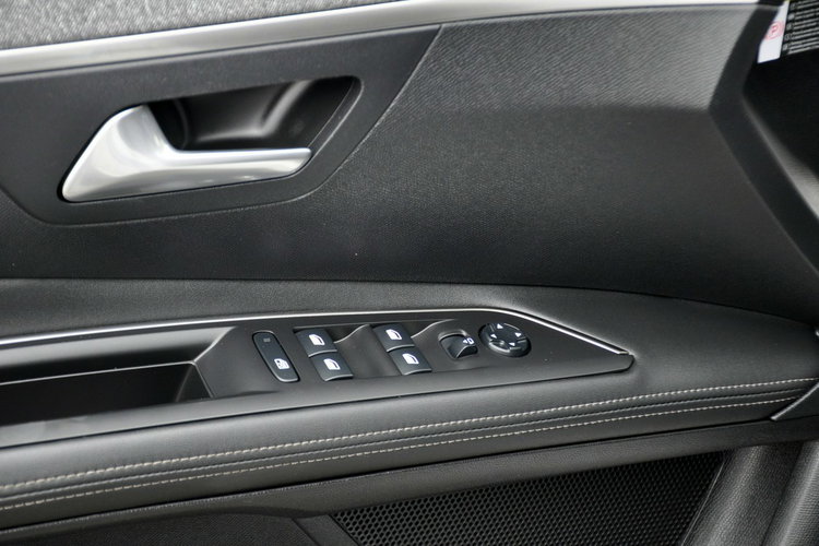 Peugeot 3008 1.5HDI(131KM) Virtual Led Panorama Skóry Android Kamera360 Alu18"ASO zdjęcie 37