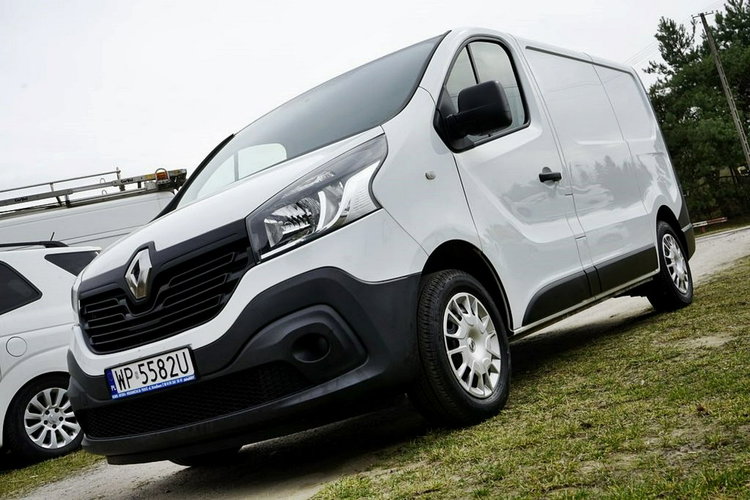 Renault Trafic 1.6DCI Klima, 102tys.km, serwis, 100%, 2019r. zdjęcie 1