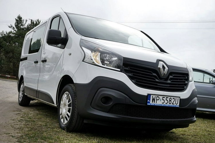 Renault Trafic 1.6DCI Klima, 102tys.km, serwis, 100%, 2019r. zdjęcie 2