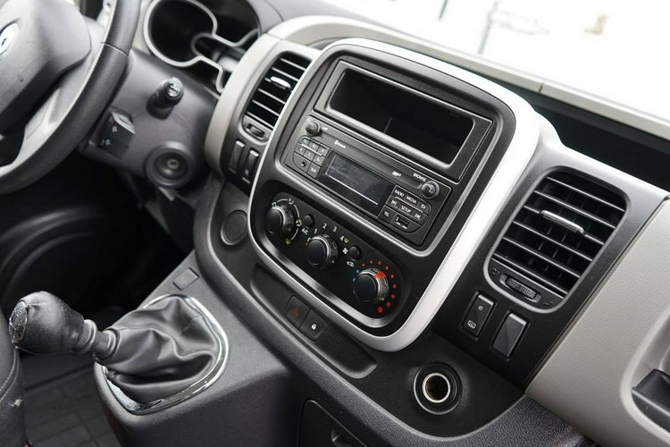 Renault Trafic 1.6DCI Klima, 102tys.km, serwis, 100%, 2019r. zdjęcie 22