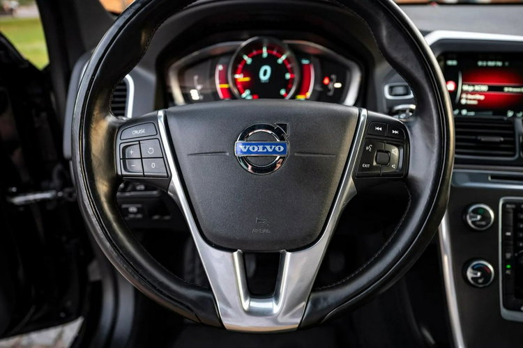 Volvo XC 60 D4 181KM - Webasto - Grzana kierownica - Oryginał - Nowe sprzęgło zdjęcie 16