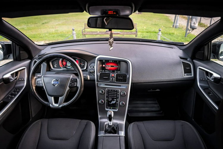 Volvo XC 60 D4 181KM - Webasto - Grzana kierownica - Oryginał - Nowe sprzęgło zdjęcie 19