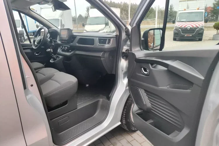 Renault trafic zdjęcie 17