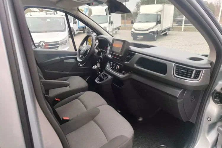 Renault trafic zdjęcie 19