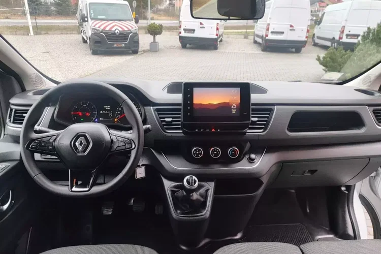 Renault trafic zdjęcie 21