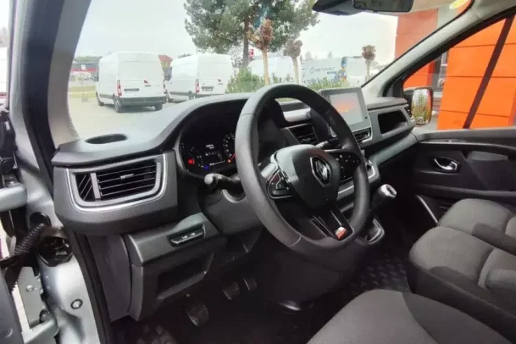 Renault trafic zdjęcie 26