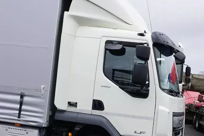 DAF LF / 260 / ACC / E 6 / FIRANKA / 18 PALET / DŁ. 7.2 M zdjęcie 31