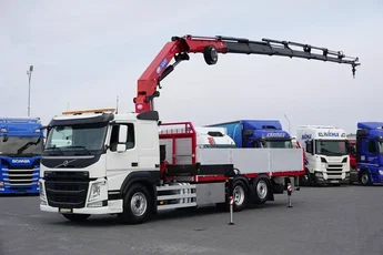 Volvo FM / 500 / 6 X 2 / SKRZYNIOWY + HDS / HMF 3220 K7 / WYS. 18.9 M / OŚ SKRĘTNA