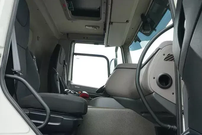 DAF CF / 480 / 6 X 2 / SKRZYNIOWY + HDS / PALFINGER PK 22 001L / OŚ SKRĘTNA / CHWYTAK zdjęcie 10