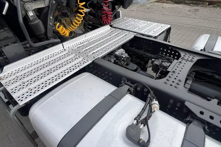 Mercedes ACTROS / 1845 / STANDARD / AUTOMAT / EURO 6 D / SPROWADZONY zdjęcie 38