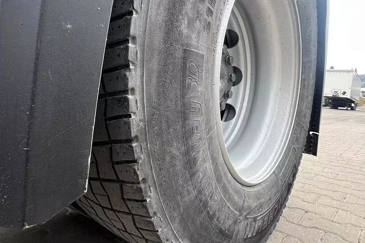 Mercedes ACTROS / 1845 / STANDARD / AUTOMAT / EURO 6 D / SPROWADZONY zdjęcie 39