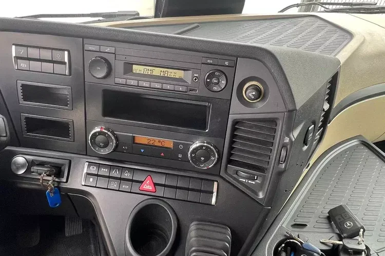 Mercedes ACTROS / 1845 / STANDARD / AUTOMAT / EURO 6 D / SPROWADZONY zdjęcie 44