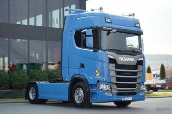 Scania S 460 / RETARDER / KLIMA POSTOJOWA / OPONY 100%