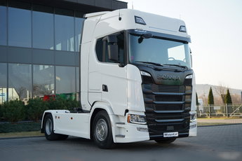 Scania S 530 / V8 / RETARDER / KLIMATYZACJA POSTOJOWA  /