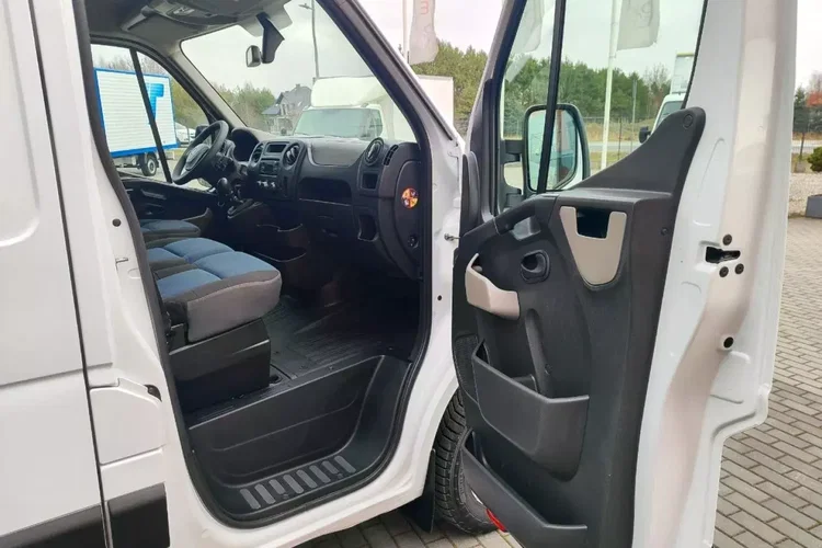 Renault Master zdjęcie 16