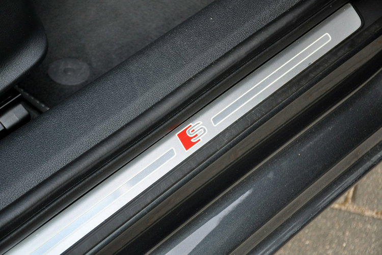 Audi A4 2.0TDI(190KM) 2xS-Line Radar Xenon Led Navi El.Klapa Skóry Alu17"ASO zdjęcie 19