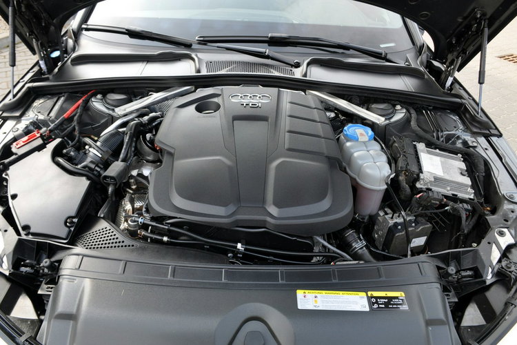 Audi A4 2.0TDI(190KM) 2xS-Line Radar Xenon Led Navi El.Klapa Skóry Alu17"ASO zdjęcie 39