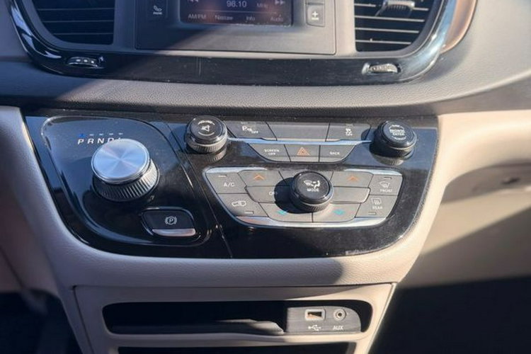 Pacifica Chrysler Pacifica 3.6 benzyna - 2016r. zdjęcie 16