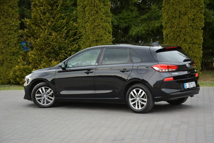 Hyundai i30 Lift Ledy CarPlay Klimatronic Navi Kamera Asystent pasa zdjęcie 5