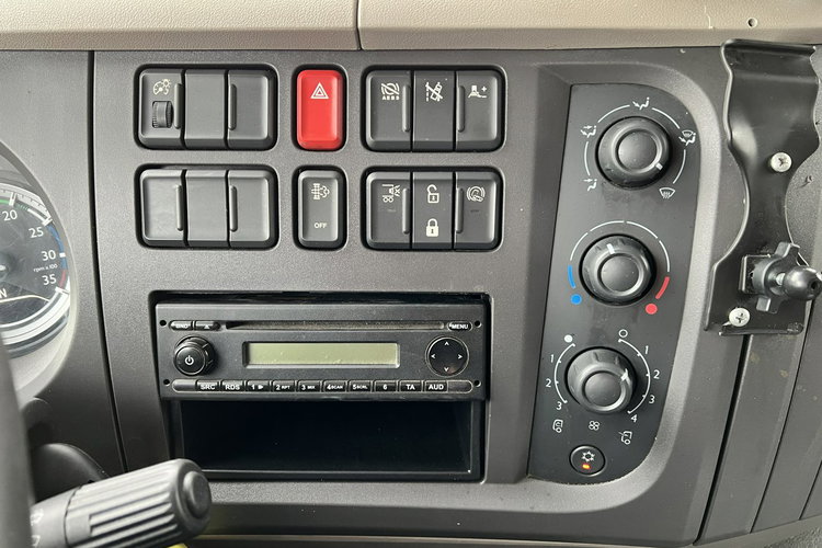 DAF LF 180 Kontener Euro 6 Winda klapa sprowadzony Klima , Poduszki, Aktywny Tempomat , Winda klapa, Euro 6, Sypialka zdjęcie 9