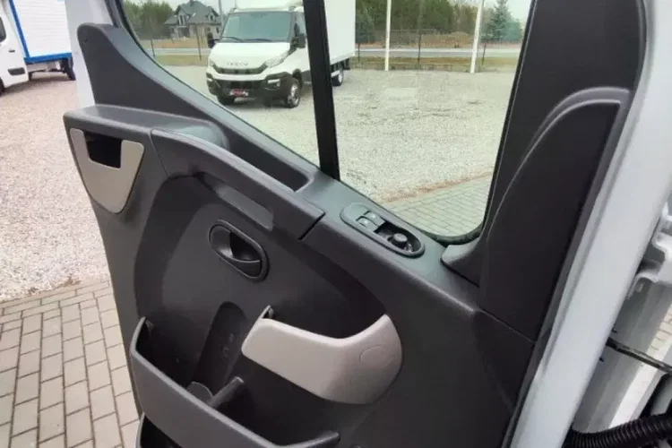 Renault Master zdjęcie 60