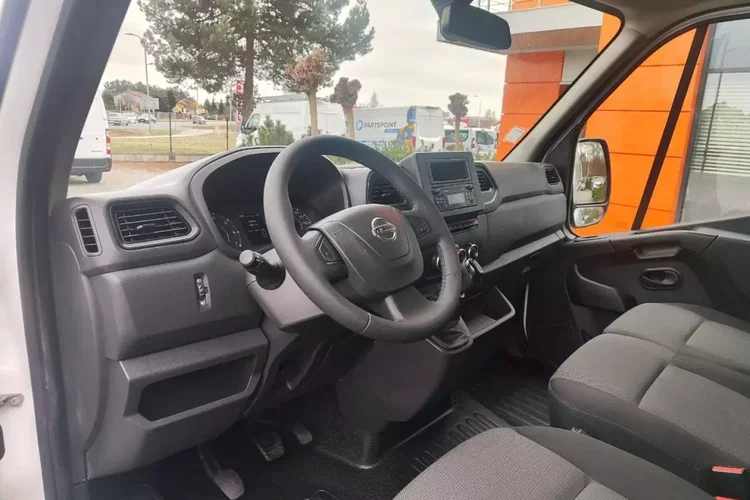 Renault Master zdjęcie 13