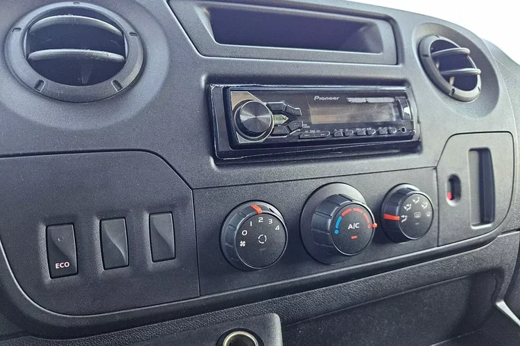 Renault Master Kontener 8 ePAL 69999zł NETTO 2.3 dCi/131KM zdjęcie 26