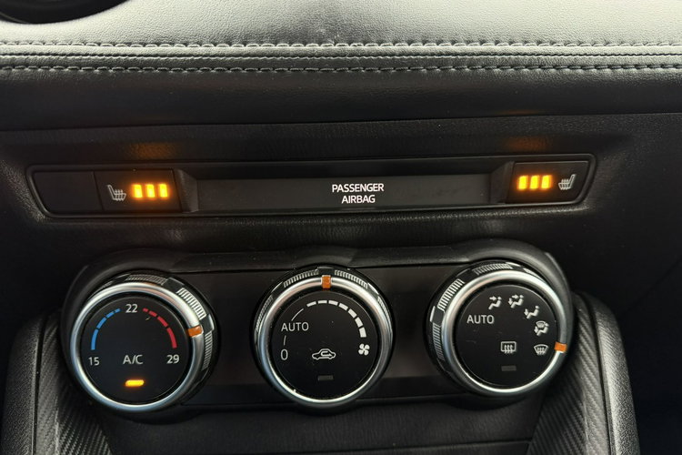 Mazda CX-3 Klimatronic 2-stref, Podgrz. fotele, PDC, Asystent pasa ruchu zdjęcie 20