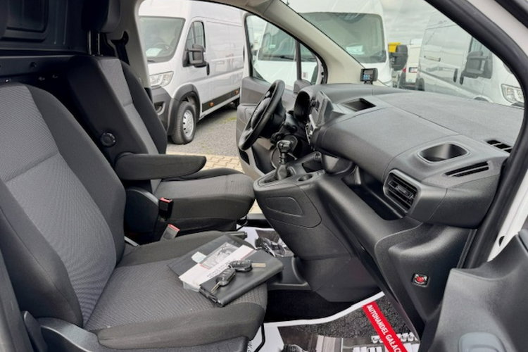 Toyota Proace City SALON PL / CHŁODNIA MROŻNIA -20st.C / DŁUGI / KLIMA / GWARANCJA zdjęcie 10
