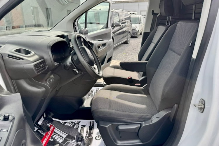 Toyota Proace City SALON PL / CHŁODNIA MROŻNIA -20st.C / DŁUGI / KLIMA / GWARANCJA zdjęcie 9